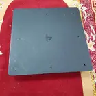 سوني فور والبيع على السوم فيه مشكله بسطية يعلق شريط يطلع ا