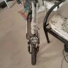 سكوتر استعمال شهر مع كامل ملحقاته   الشاحن وعدت الصيانة