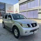 Nissan Pathfinder SE 2012 model 4x4
