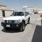 للبيع جيب نيسان صالون ستاندر 2004
