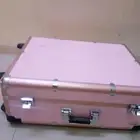 شنطه مكياج شبه جديده