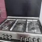 برتغاز شغال كل العيون والفرن حقه شغال فوق وتحت