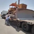 موجود سواق بلدوزر التواصل