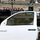 باب هايلوكس