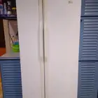 ثلاجه مع فريزر