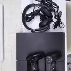 سوني 4 مع كامل أغراضه وسماعه اضافيه