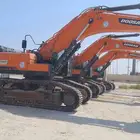 موجود بكلينات موديل 2023 حجم كبير 520وحجم صغير220للايجار