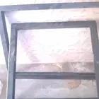شبابيك 2 كامله مع الحلوق المنيوم اسود نظيفه جدا
