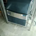 مكينة ثلاج