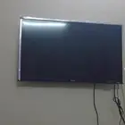 شاشه تلفزيون عاديه