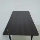 طاوله مكتب خشبيه