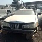 لنكولن تاون كار موديل 2001