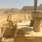سائق بلدوزر يبحث عن شغل وسايق قلاب يبحث عن شغل وسايق ببكات ي