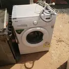 غسالة اتوماتيك LG شبه جديدة البيع للسفر نهائي