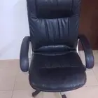كرسي مكتبي شبه جديد للبيع لأعلى سعر