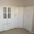 دولاب نص زاوية