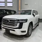 لاندكروزر 2025 عبداللطيف جميل L4 اصفار