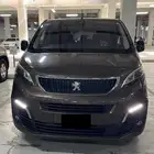 للبيع  سيارة بيجو ترافلر VIP فان عائلي موديل 2018