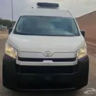 باص تويوتا هايس 2023 سقف عالي ثلاجة