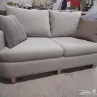 كنبة فاخرة بتصميم حديث ومريح تصنيع حسب الطلب