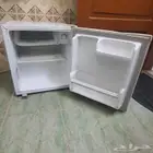 ثلاجه LG صغيره نظيفه وطقم سفره 49 قطعه جديد ما قد انفكت