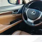 للبيع سيارة لكزس GS 350 موديل مناسب لعش اق الفخامة والراحة