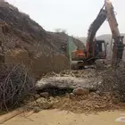يوجد لدينا بوكلين وقلاب لهدم العماير وترحيلها