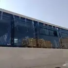 تصنيع وتفصيل جميع انواع زجاج المعدات الثقيله والسيارات الناد