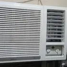 مكيفات مستعمل نظيف