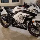 للبيع دباب POWER SPORTS 250  ابيض نظيف