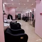 صالون نسائي للتقبيل كامل متكامل