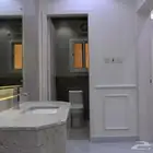 شقة 5غرف داخل حد الحرم -البحيرات