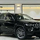 جراند شيروكي 2019 V6 لاريدو ( بحالة ممتازة )