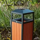 سلات مهملات مدرسة ملعب بادل حدائق كلية مشفى مول مقهى مطعم