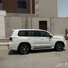 للبيع جكسار 2012 مرهم 2021 فل كامل 8 سلندر محركات وكاله.