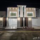 للبيع شقة فاخرة تصميم راقي ومساحات مناسبة وشغل فاخر