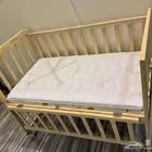 سرير اطفال استخدام بسيط جدا