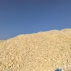 يوجد لدينا حجر جميع الاحجام ويوجد لدينا بيسكزرس ويوجد كنكري