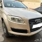 للبيع أودي Q7 موديل 2009 نظيف
