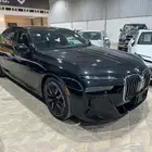 بي ام دبليو 760i 2023
