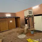 غرف خشب وحمامات