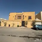 للبيع فلة زاوية مؤثثة بحي الاندلس  عمر الفيلا 12 سنة بناء