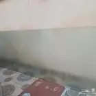 زجاج بقاله للبيع