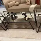 طاولات للبيع