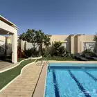 شاليه كبير بغرفتين نوم الرمال