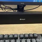 كمبيوتر مكتبي مع شاشة BenQ