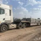 موجود لوبد لنقل المعدات الثقيله والخفيفة والكرفات في المدينة
