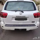 للبيع   سيارة تويوتا سيكويا نظيفة وجاهزة للاستخدام