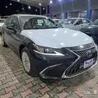 لكزس Es250. 2025. متاح كاش وتقسيط