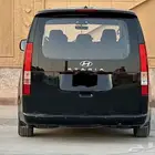 للبيع ستاريا 2023 السعر 77 سعودي 6 سلندر بنزين